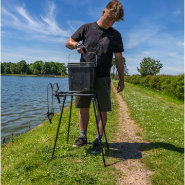 Avid Carp Bait Station Kit